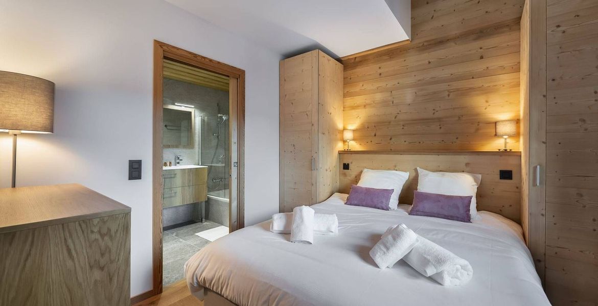 Located on the first floor in a new residence of Courchevel 