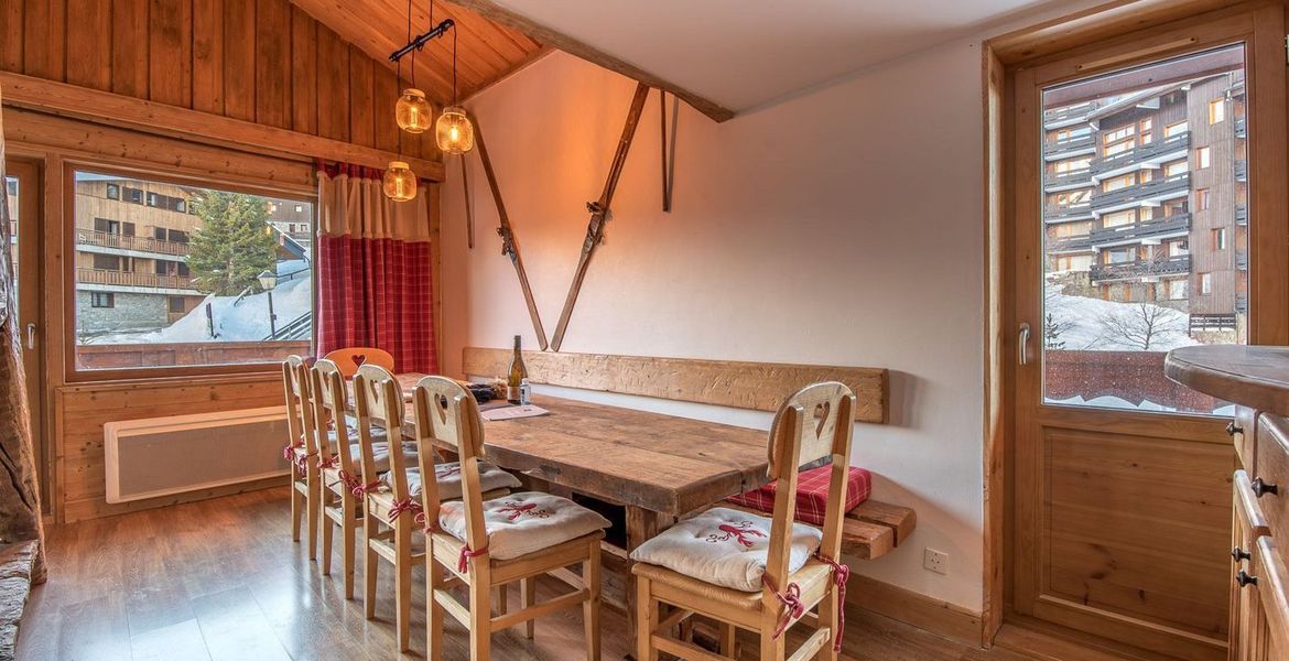 Traditional and spacious flat for rental in the residence 