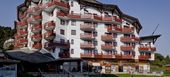 Located on the 2nd floor of a residence in La Tania