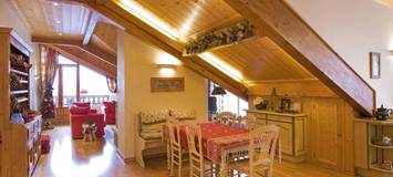 Spacious and stylish Courchevel apartment for rent 