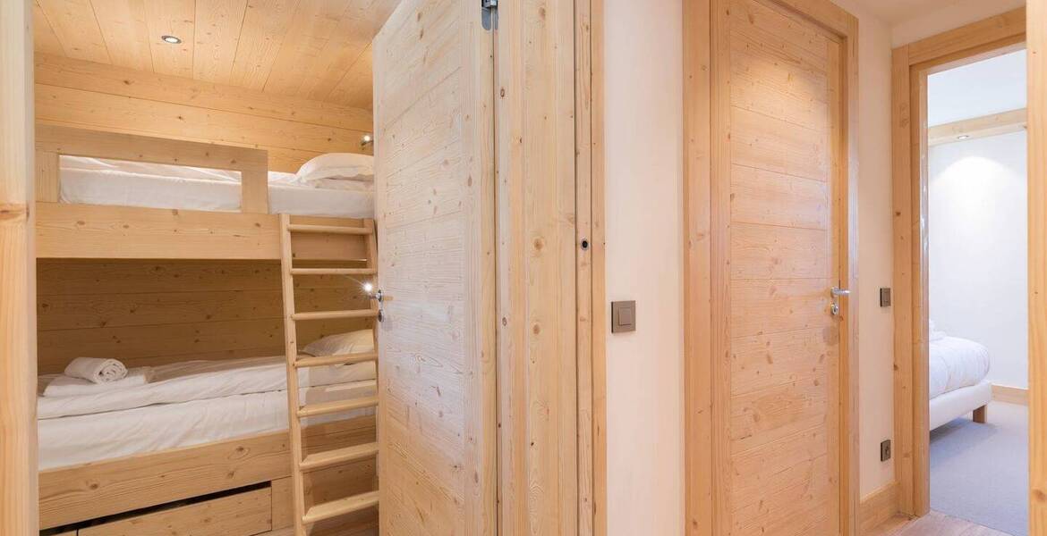 Apartment, in Bellecôte, Courchevel 1850 with 110m² built