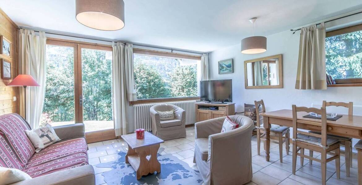 This is a luxury flat for rent with 2 bedrooms in Méribel.