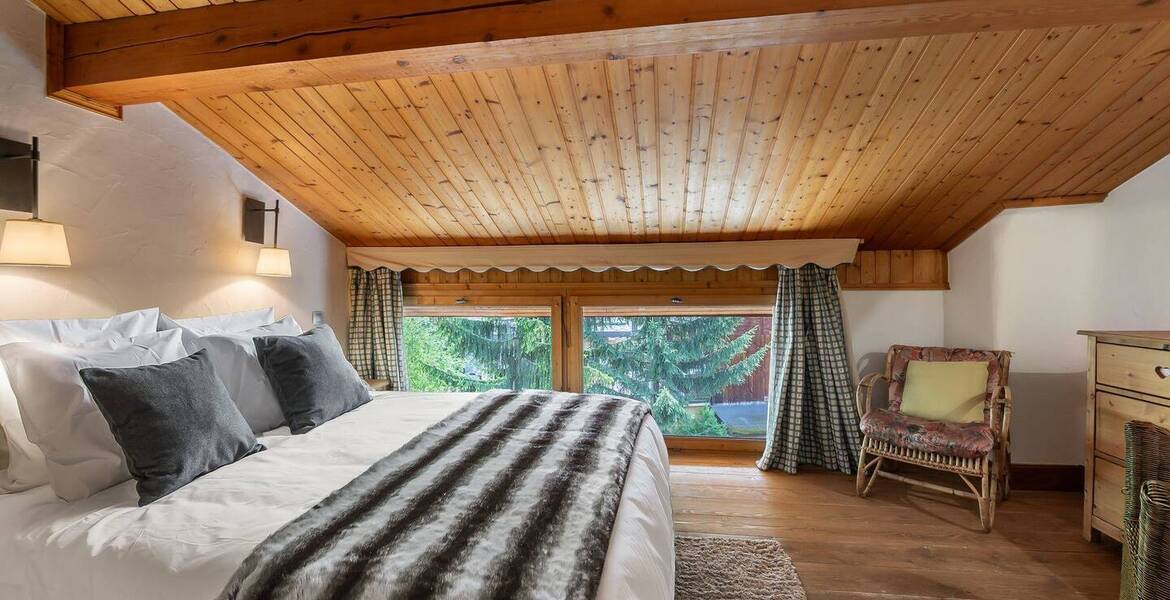 This chalet for rental accommodates 6 adults and 2 children 