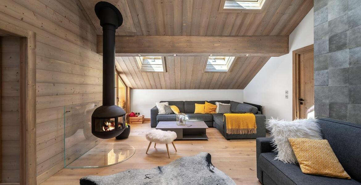 This apartment is in the heart of Meribel, Méribel Station