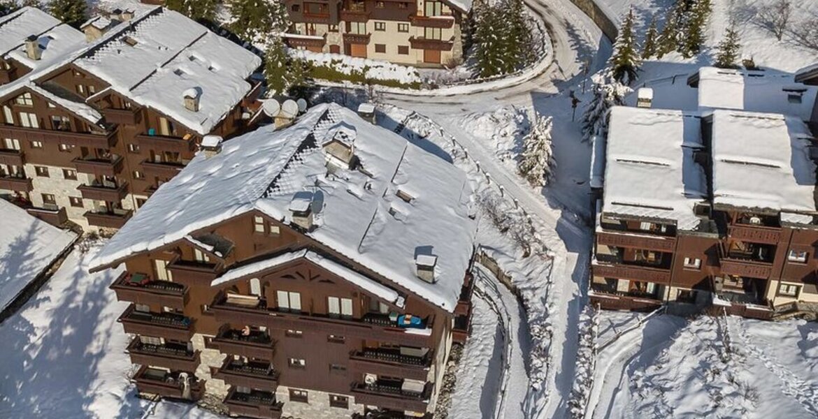 100m² apartment equipped for 8/9 people with 4 bedrooms
