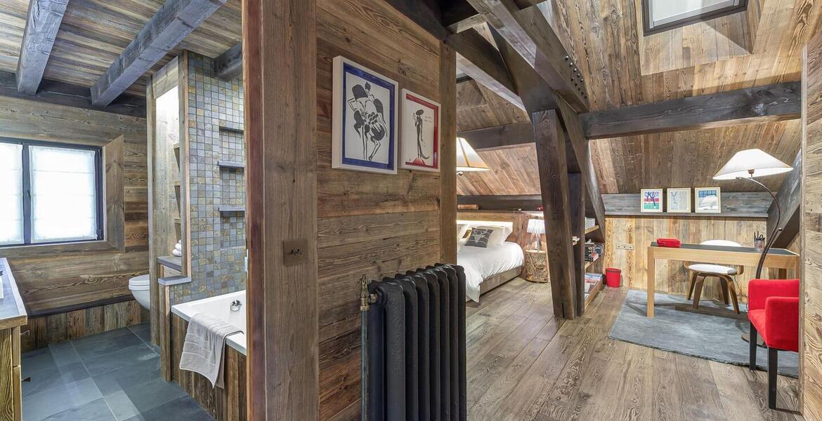 This apartment on the top floor of the residence in Méribel 