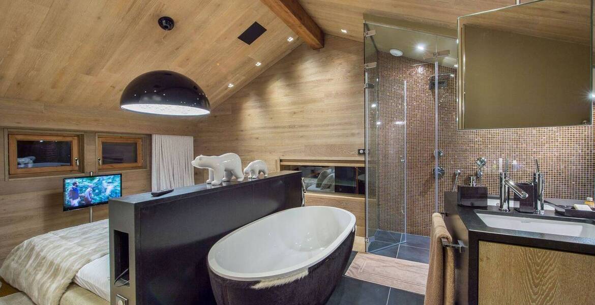 Chalet for rent in Courchevel 1650 Moriond with 400 sqm