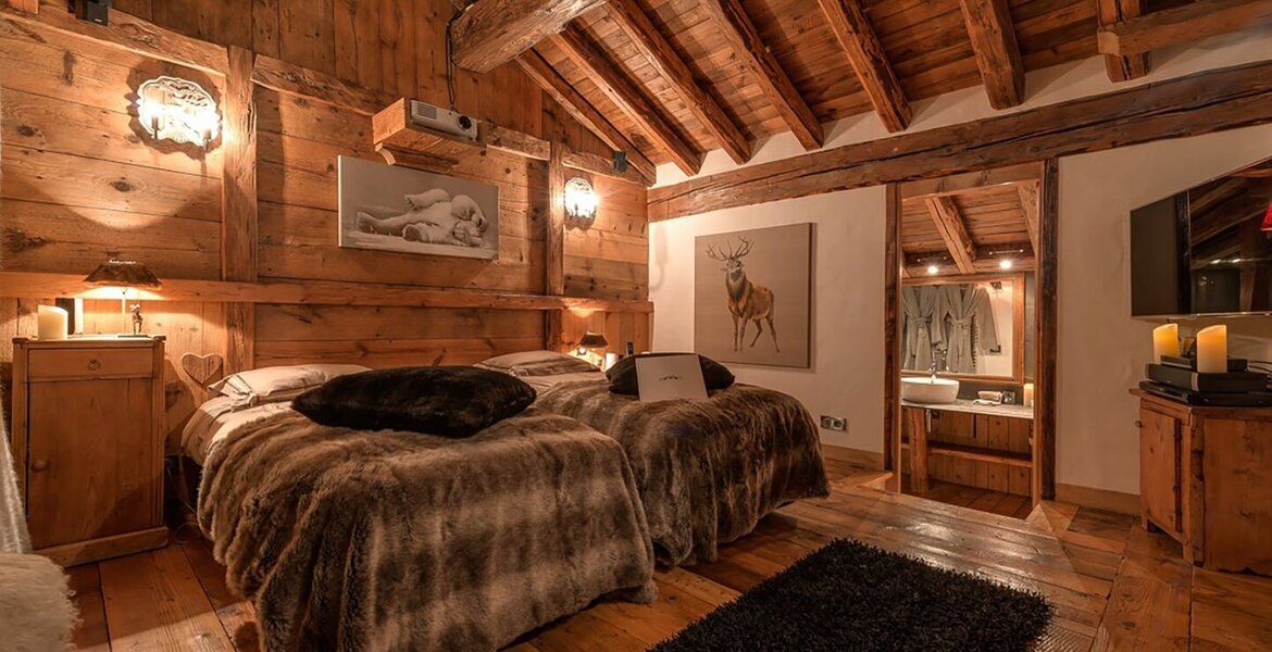 Extraordinary ​​​​​​​chalet for rent in Val d'Isere 800 sqm