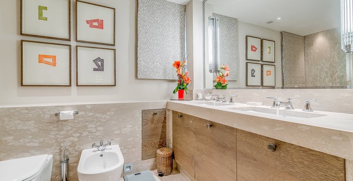 This is a stunning luxury chalet situated in Courchevel 1850
