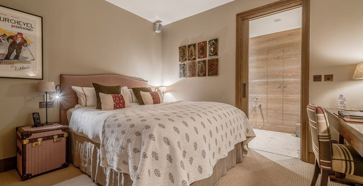 This is a stunning luxury chalet situated in Courchevel 1850