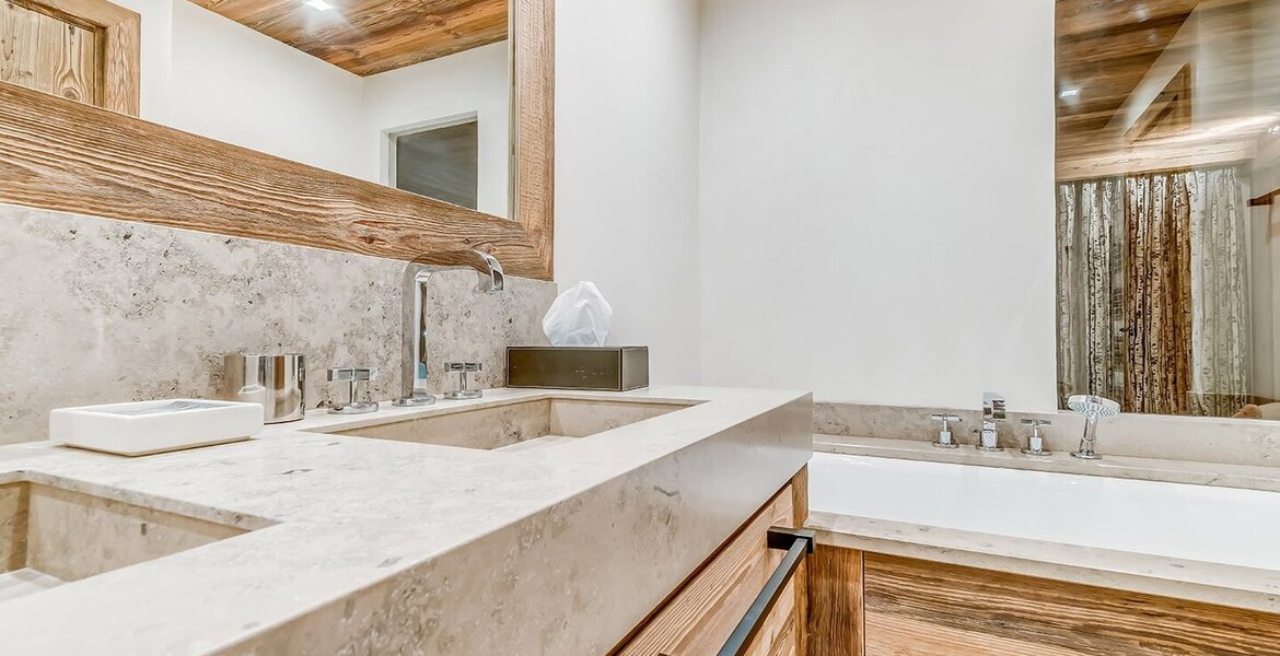This duplex for rent with 5 bedrooms in Val d’Isere for rent