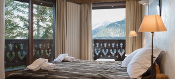 Ski-in/Ski-out Apartment in Courchevel 1850