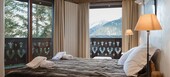Ski-in/Ski-out Apartment in Courchevel 1850