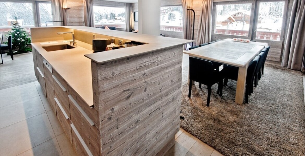 Ski-in/Ski-out Apartment in Courchevel 1850