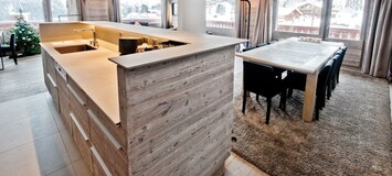 Ski-in/Ski-out Apartment in Courchevel 1850
