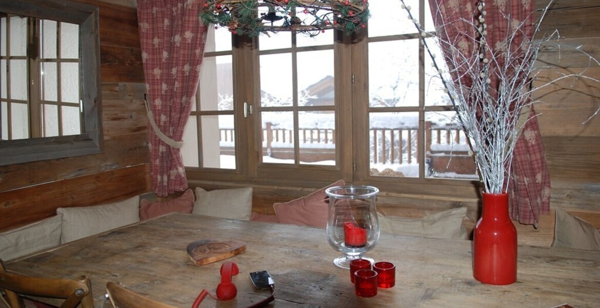 Spacious and warm flat in the heart of Courchevel 1850 ! 
