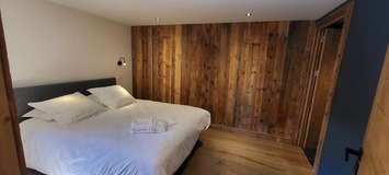 A family chalet with swimming pool in Courchevel-Le Praz 