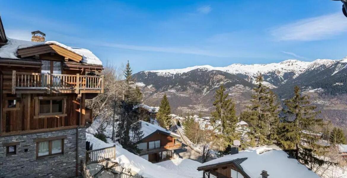 COURCHEVEL VILLAGE 1550 Chalet for rent with 148 sqm 