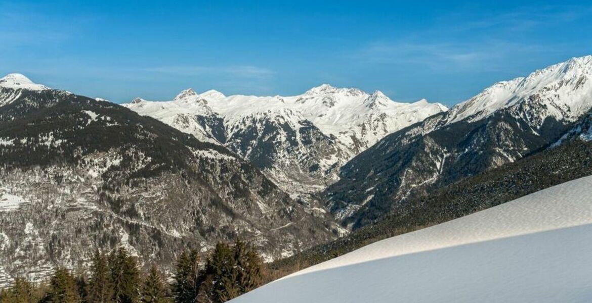 Chalet for rent in Courchevel 1550 Village with 5 bedrooms