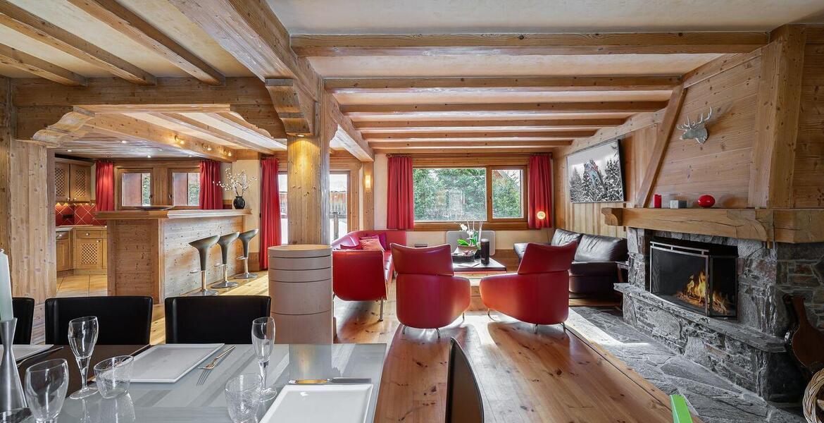 This charming fully equipped chalet is close to Meribel 