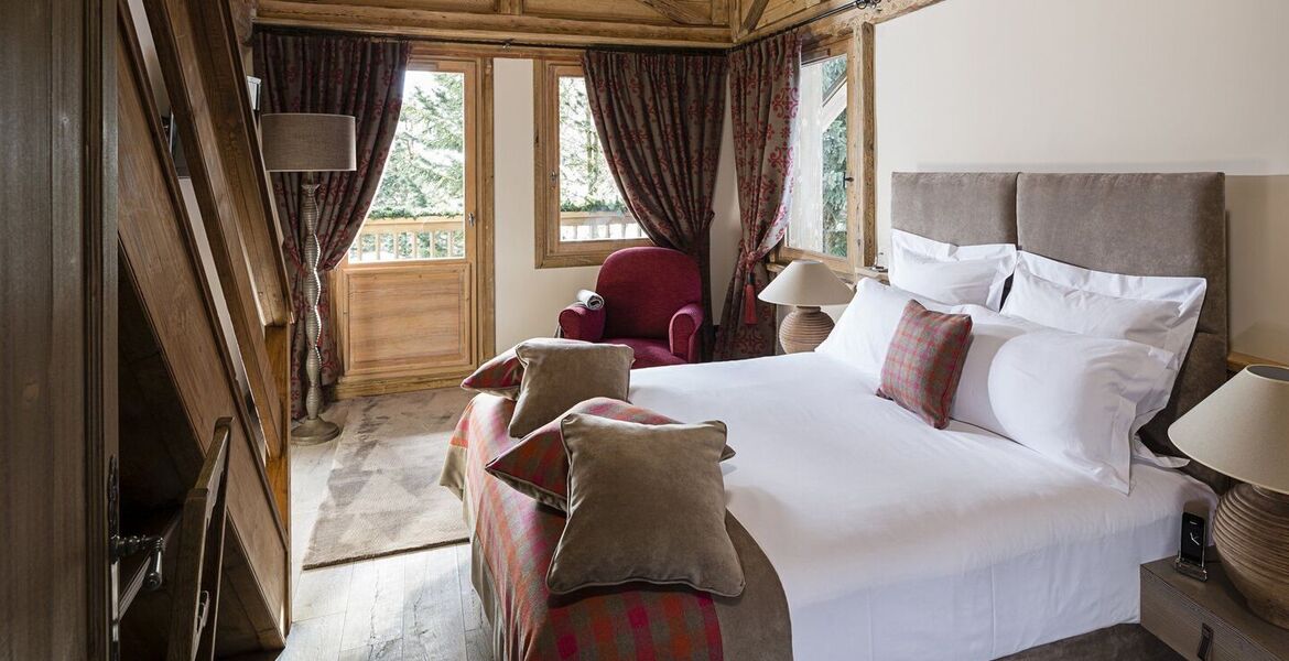 Chalet in the Heart of Courchevel 1850 