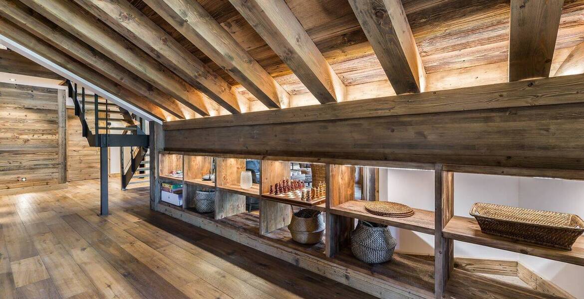 Chalet in Meribel Village with 222 sqm and 5 bedrooms 