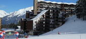 Spacious apartment in La Tania, Courchevel for rent with 63 