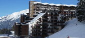 Spacious apartment in La Tania, Courchevel for rent with 63 