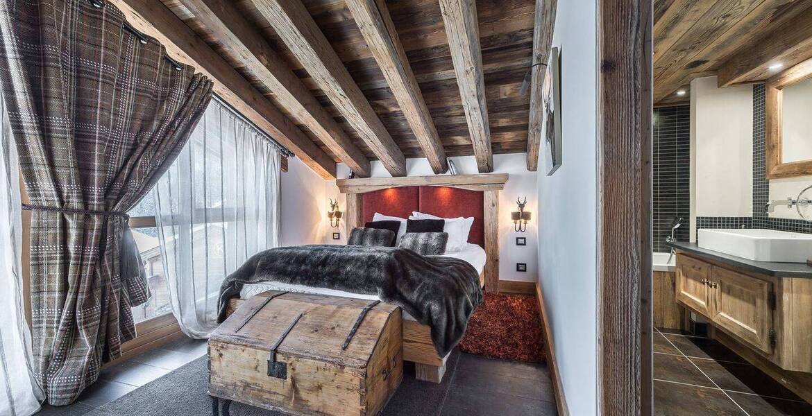 Chalet for rent in Courchevel 1550 Village with 320 sqm 
