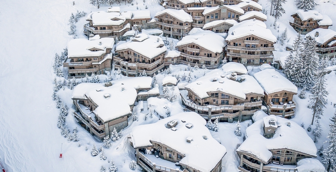 Chalet in Courchevel 1850 Cospillot with 500 sqm