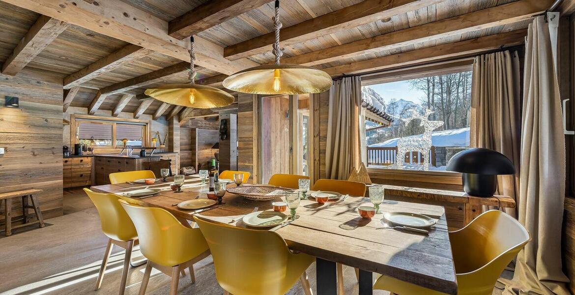 Chalet Meribel with 400 sqm and 5 bedrooms