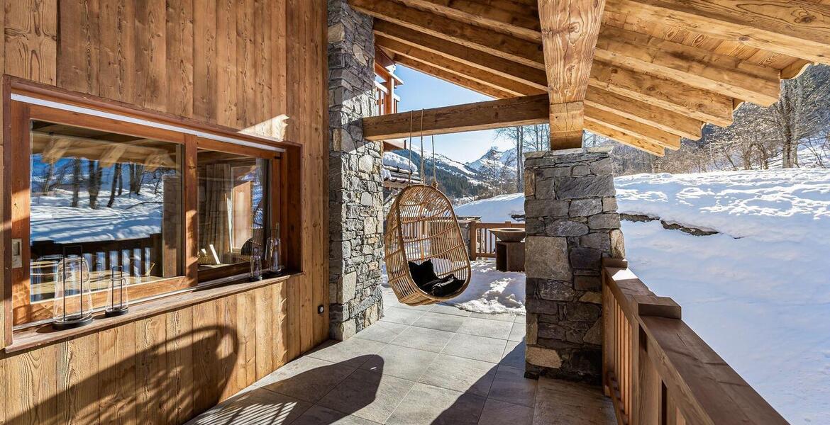 Chalet Meribel with 400 sqm and 5 bedrooms