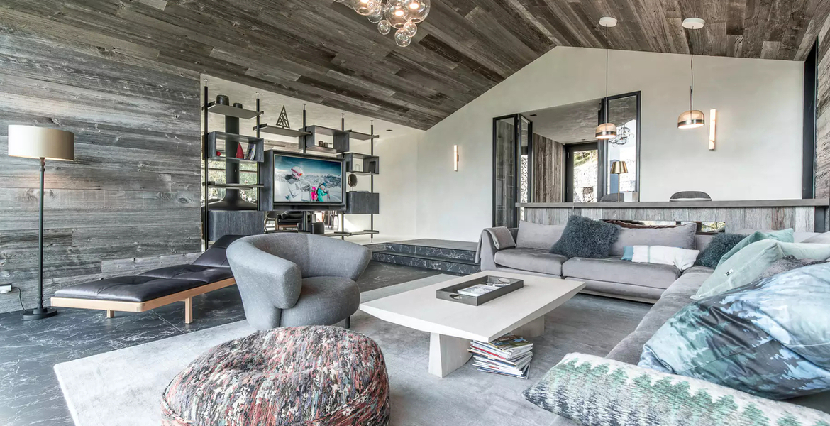 Chalet for rental in Courchevel 1550 Village with 248 sqm 
