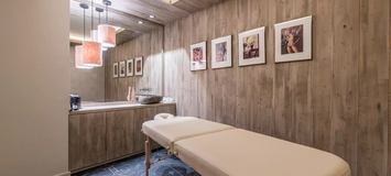Chalet for rental in Courchevel 1550 Village with 248 sqm 