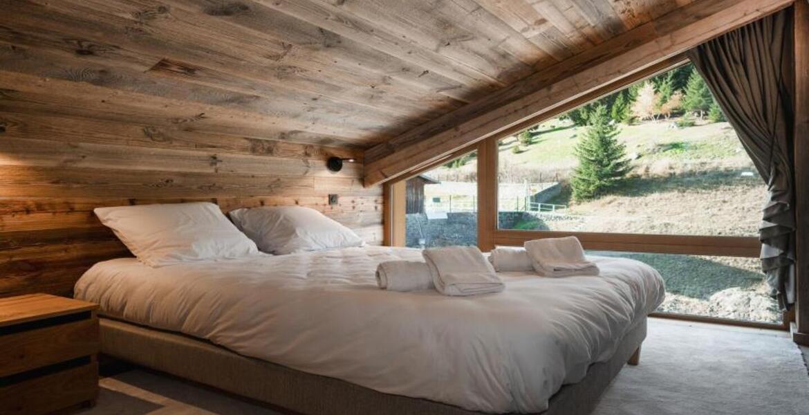 All new contemporary and south facing duplex in Courchevel