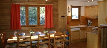 Vacation Chalet for 20 People in the Heart of Les 3 Vallées