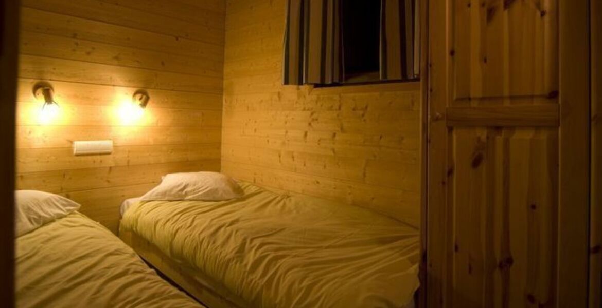 Vacation Chalet for 20 People in the Heart of Les 3 Vallées