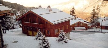Vacation Chalet for 20 People in the Heart of Les 3 Vallées