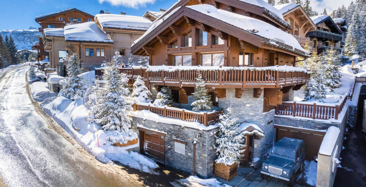 LE DERNIER CHALET DE LUXE À COURCHEVEL 1850 Le Chalet 