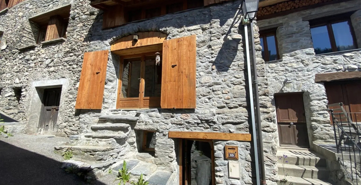 Courchevel / Les 3 Vallées. Encantadora casa de pueblo orien