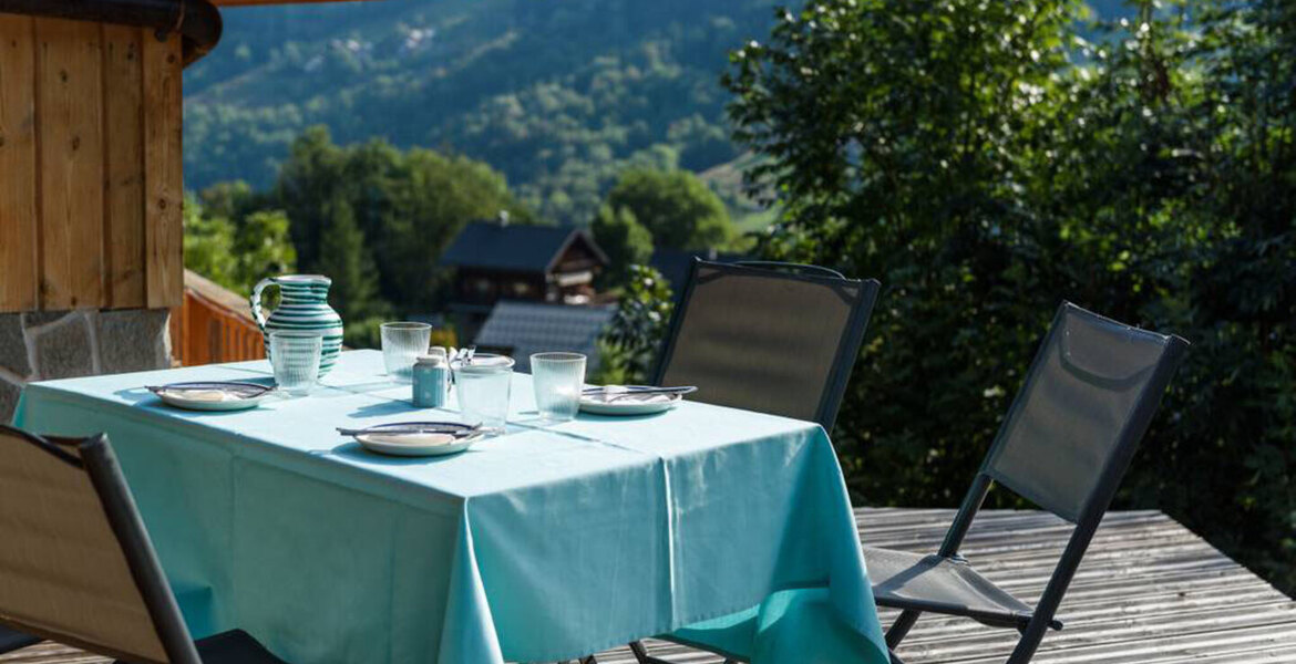 Rental of a chalet located between the village "Les Allues" 