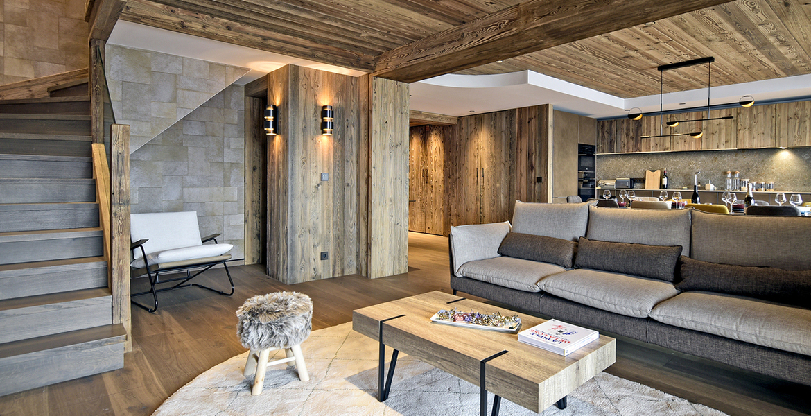Charming flat with a surface area of 167 m², located at the 