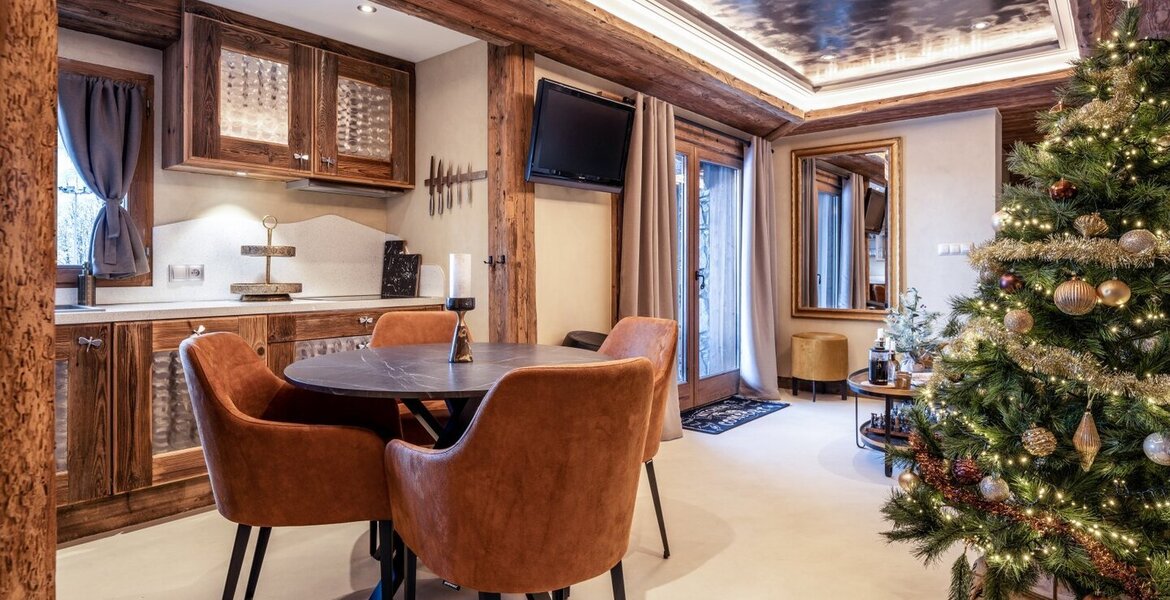 Built in the last 7 years Chalet has the wow factor
