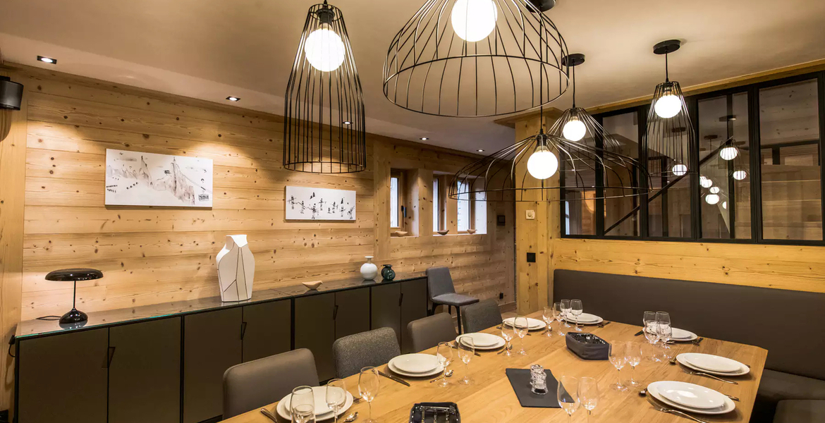 Chalet ideally located in the ski resort of Meribel