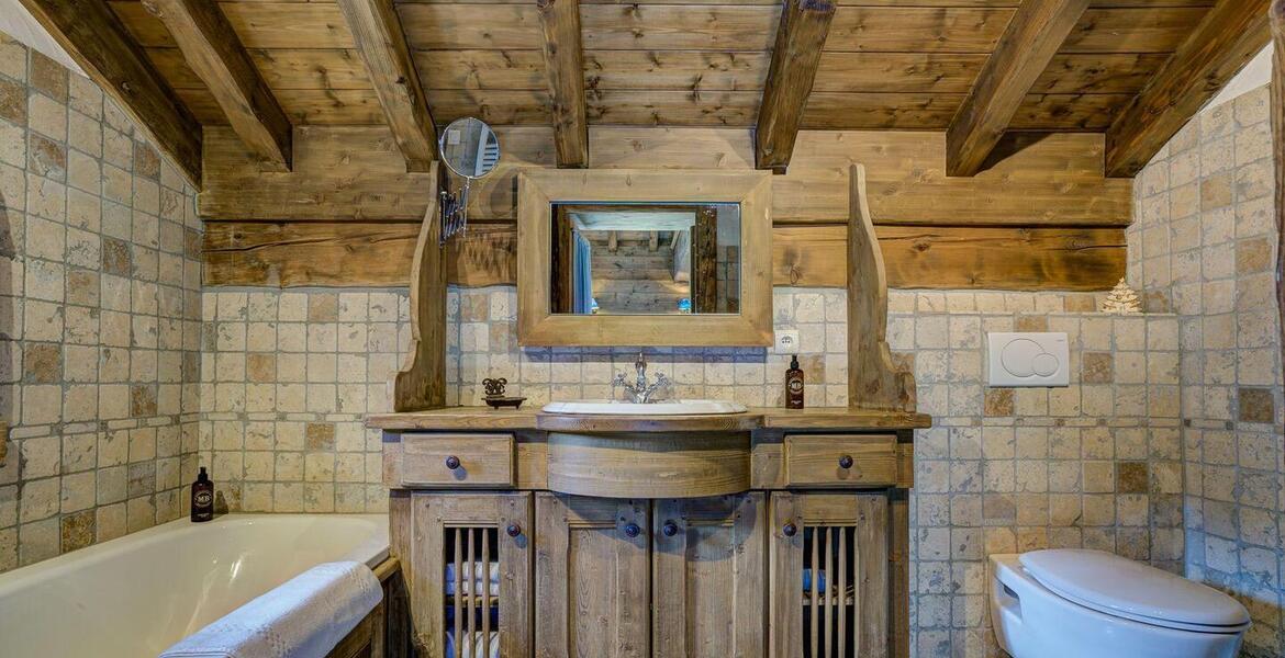 Chalet, the name meaning 'peaceful paradise', is located a f