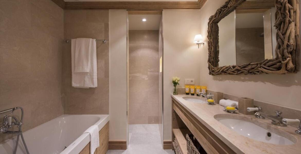 A brand new family chalet ideally positioned in the heart of