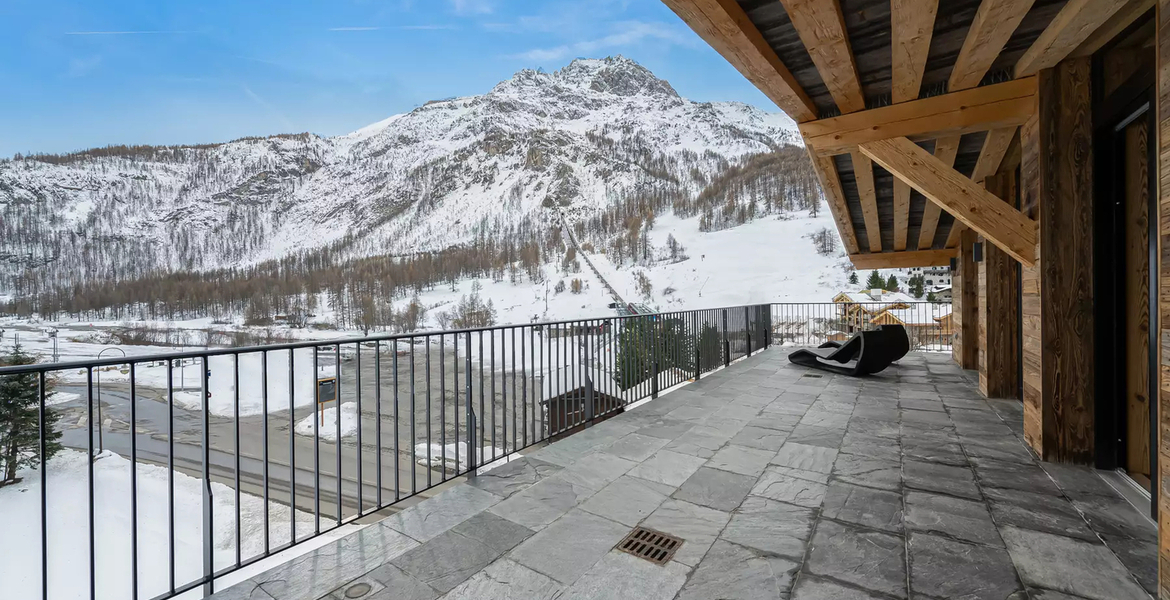 Just a few steps from Val d'Isère's cable cars, the sublime 
