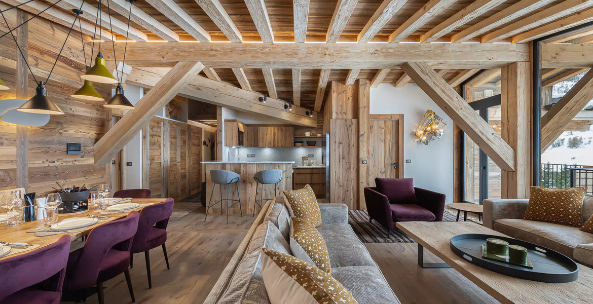 Located in the La Daille district of Val d'Isère, the splend