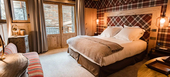 Chalet in Val D'Isère with 4 bedrooms and 370m2 Must-haves S