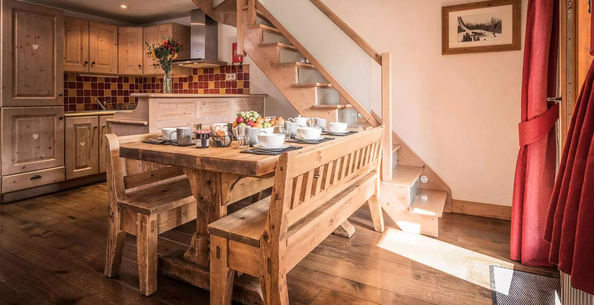 Le Chalet es un chalet de 4 dormitorios con capacidad para 7